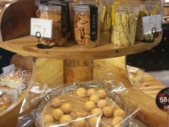 -昆明冠生园·蛋糕·面包(南强街店)