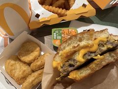 -麦当劳(朝阳路得来速店)