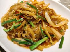酸萝卜炒藕粉-前海沿·青岛菜(李沧万达店)
