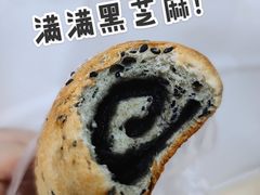-沁屋面包店(人民东路店)