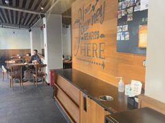 -星巴克(西藏路店)