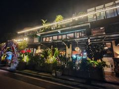 -酤居湖景音乐餐吧(安宁店)