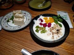-塔哈尔·新疆盛宴(城西银泰店)