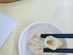 开皮放汁的小笼-莱莱小笼·乔艾
