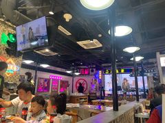 -马路牙子烧烤音乐酒馆(望京店)