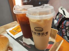 港式冻柠茶-阿叔猪扒包(花都店)