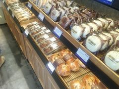 -津乐园(人人乐亚泰店)
