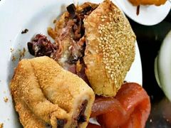 烧饼夹肉-老磁器口豆汁店(天坛店)