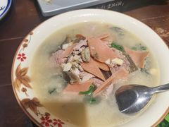 -饭桌故事·血鸭湘(荣宝华店)