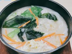 -灵芝妹子海鲜米线(凯德和平广场店)