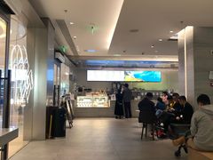 -喜茶(杭州滨江宝龙店)