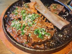 -蜜桃餐厅·伴山(湖滨商业街店)