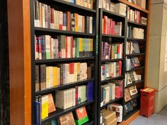 -西西弗书店(三峡广场湟恩新纪元购物广场店)