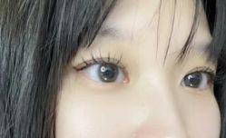 -花岐款式专研健康美甲沙龙