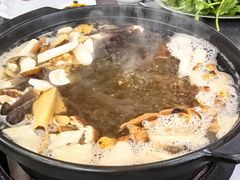 -牛知府云南菌汤鲜牛肉火锅(肖家湾店)