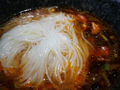 无限续粉-八月美食小馆(银泰城总店)