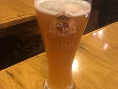 黄啤-皇冠自酿啤酒坊(中国红街5号楼店)