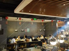 -遇上西雅图多融合海鲜自助餐厅(中房金谊广场店)