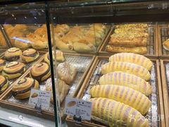 -爱达乐面包生日蛋糕(红光西华店)