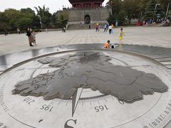 -巴陵广场