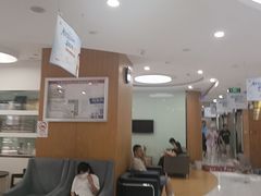 -雅悦齿科(顾村公园店)
