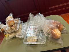-白玉兰食品(中山公园龙之梦店)