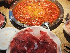 -茅草房·河畔园林火锅