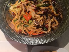 -小鱼小牛·鱼牛干锅·脆鱼火锅(世欧广场店)