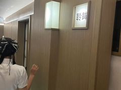 -耳湾躺式采耳SPA馆(保利五月花店)
