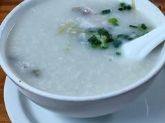 -河记肠粉店