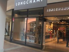 -Longchamp(佛罗伦萨小镇奥特莱斯店)