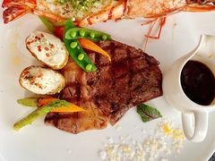 -蔚蓝阁餐厅·Brunch·牛排·威士忌·红酒