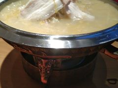 杀猪烩菜-天怡興·百年蒸饺(中心书城店)