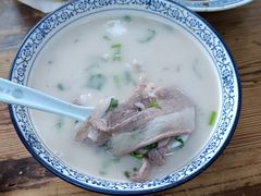 羊肉汤（多肉）-穆得·老周家牛肉烧饼(普利街店)