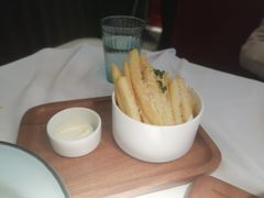 -阿妮叶李(光谷世界城店)