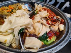-阿瓦山寨·湘菜现炒·剁椒鱼头王(咸阳总店)