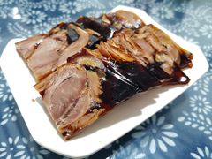 枫泾丁蹄-唔呶喔哩酒家(生产街店)