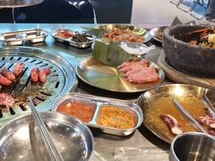 -哈哈碳都·牛肋条无限自助烤肉(台江万达店)