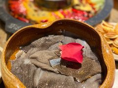 -舒家大院重庆老火锅(纪念塔店)