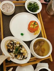 -臻康乃馨月子中心(集美店)