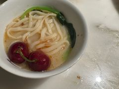 -初蓉丨遇见新川菜(亲贤街荣耀店)