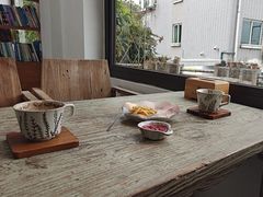 -一朵花事咖啡厅(山原色民宿店)