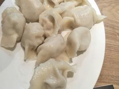 酸菜土猪肉饺子-上关雪東北菜(中房金谊店)