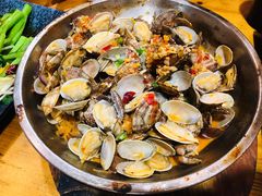 -老东镇啤酒屋海鲜加工·蒸汽海鲜·海鲜烧烤(台东店)