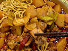 -牛一嘴·兰州牛肉面·大盘鸡(财富中心店)