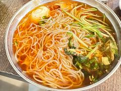 -韩风烤牛肉冷面店