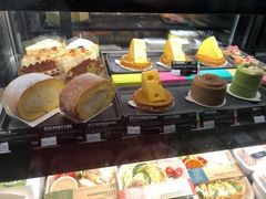 -星巴克臻选(南京金茂览秀城店)