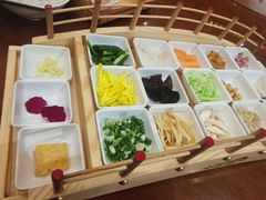 -香麒园·过桥米线·南湖雅宴