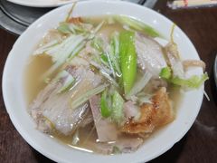 -金卯白肉罩火烧
