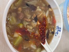 -邢老三肉丸胡辣汤腊牛肉夹馍(华阴分店)